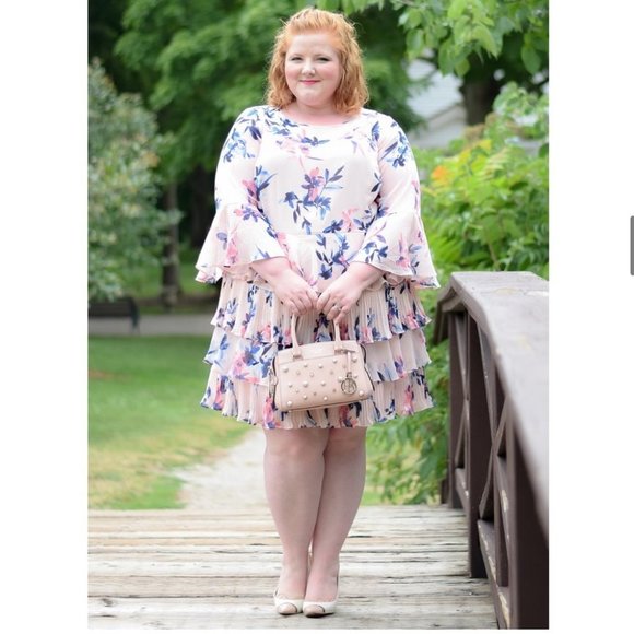 NWT Eliza J pink floral bell sleeve tiered ruffle dress 16W - Picture 2 of 16